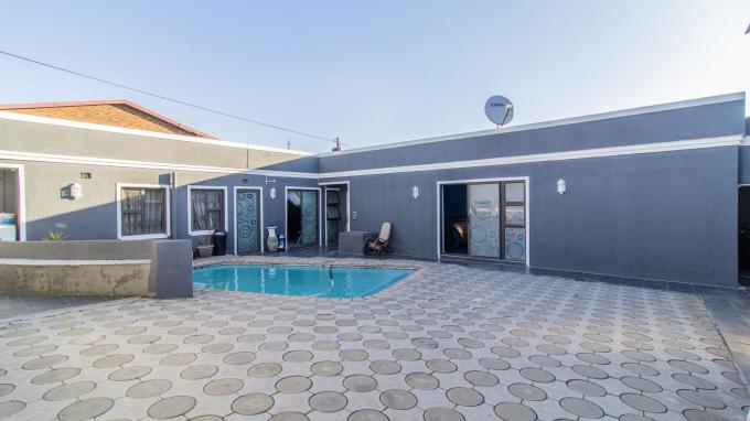 3 Bedroom House for Sale For Sale in Turffontein - MR686738
