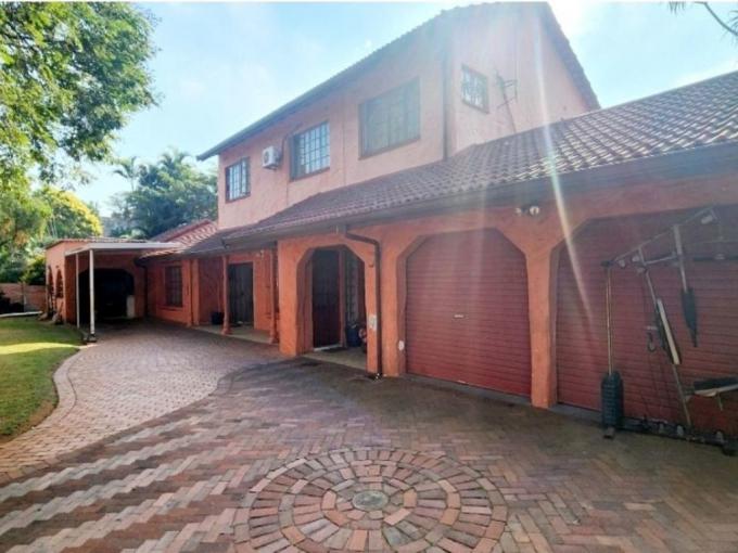 4 Bedroom House for Sale For Sale in Glen Anil - MR686758