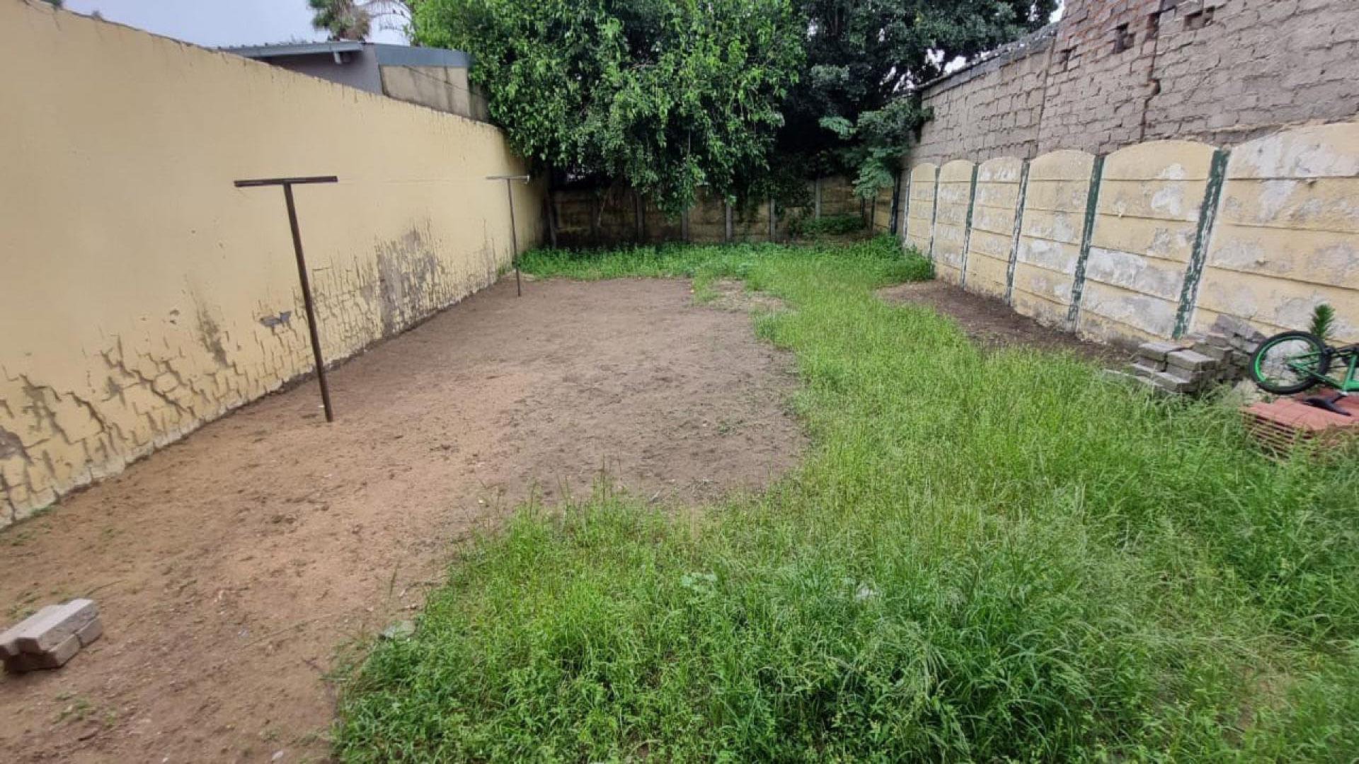 Backyard of property in Benoni