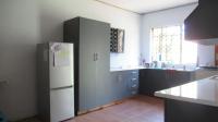 Kitchen - 16 square meters of property in Benoni