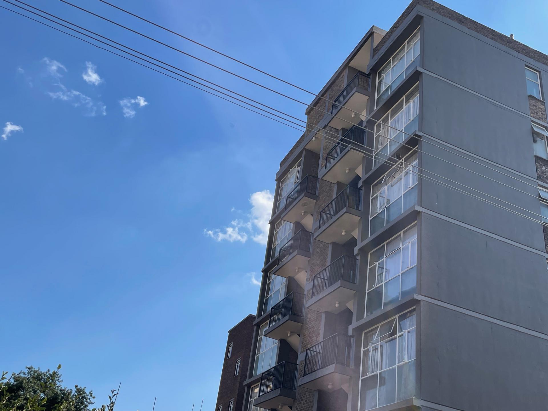  of property in Sunnyside