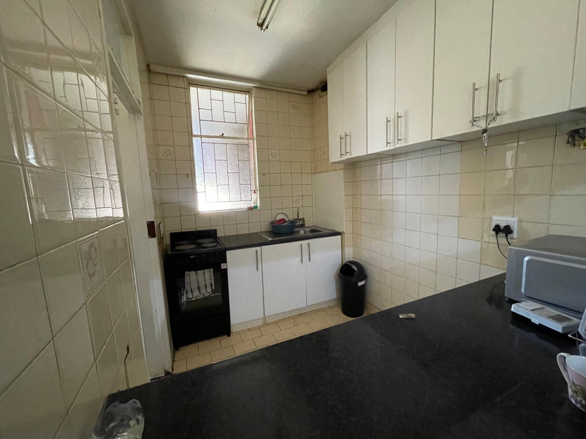  of property in Sunnyside