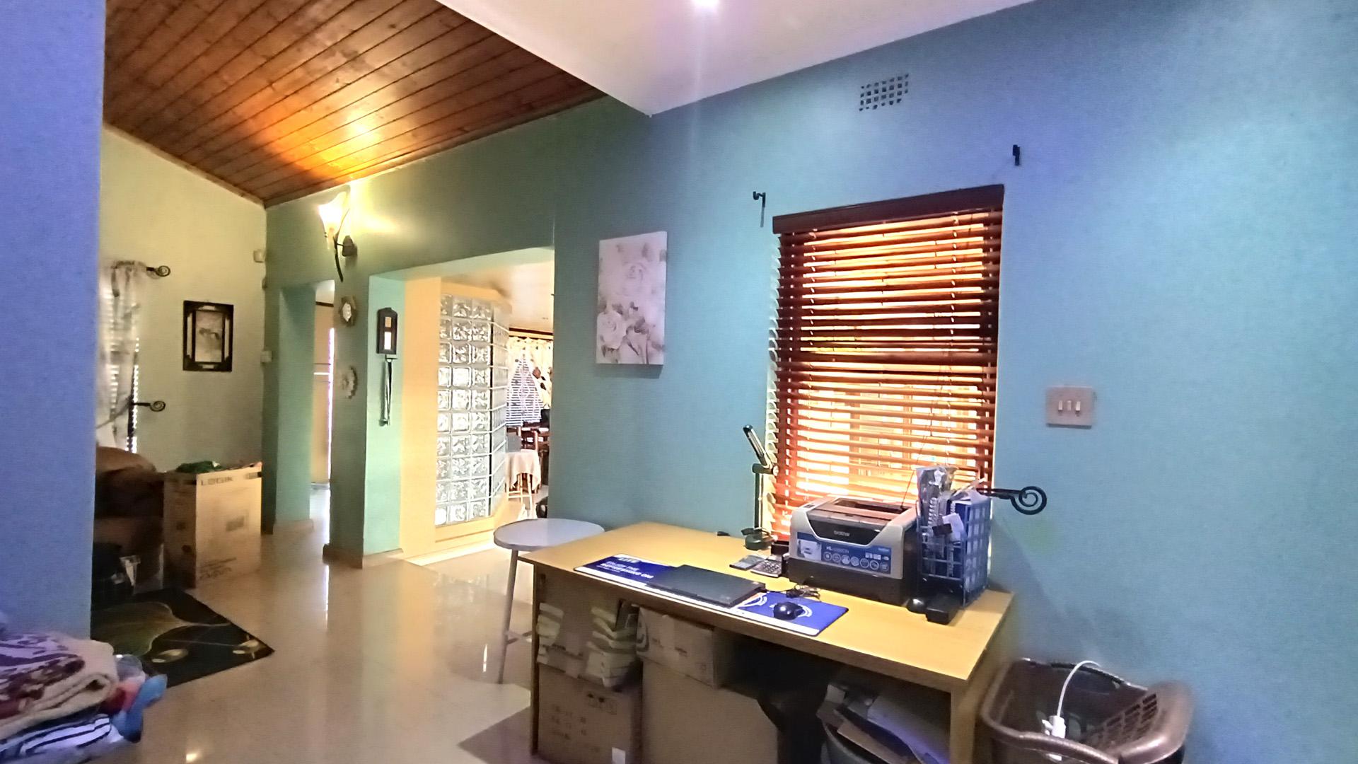 Study - 13 square meters of property in Goodwood Estate