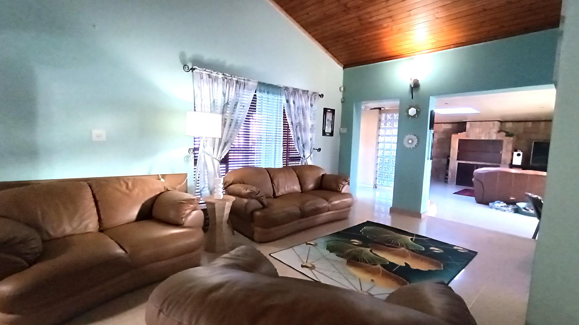 Lounges - 30 square meters of property in Goodwood Estate