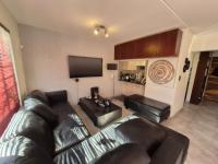  of property in Glenvista