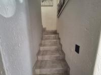  of property in Glenvista