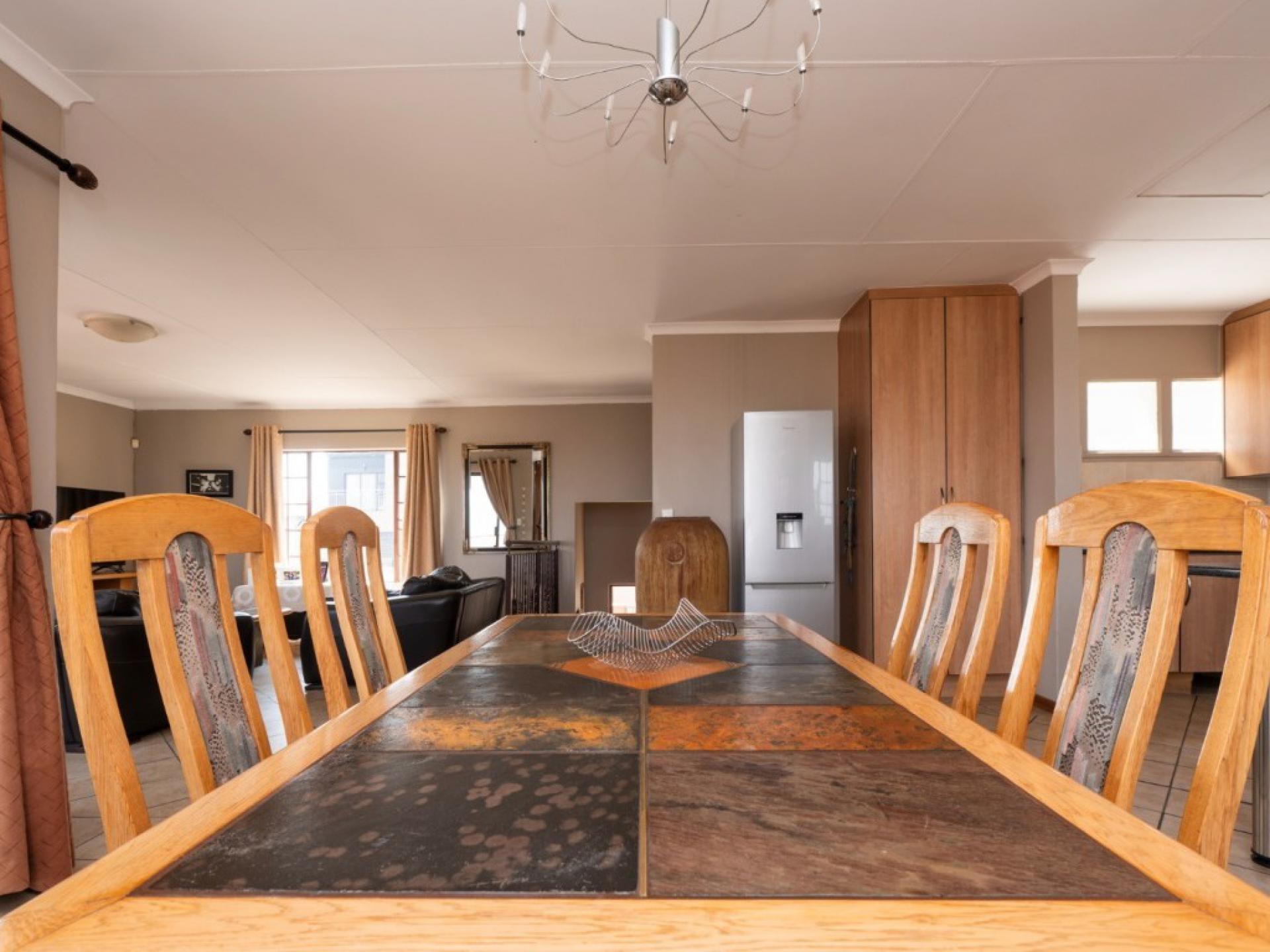  of property in Bassonia Rock