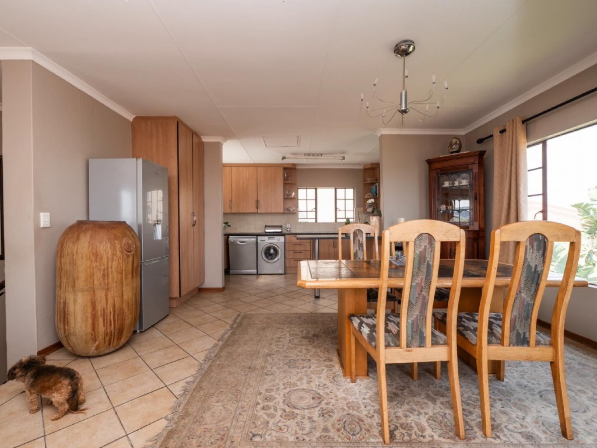  of property in Bassonia Rock