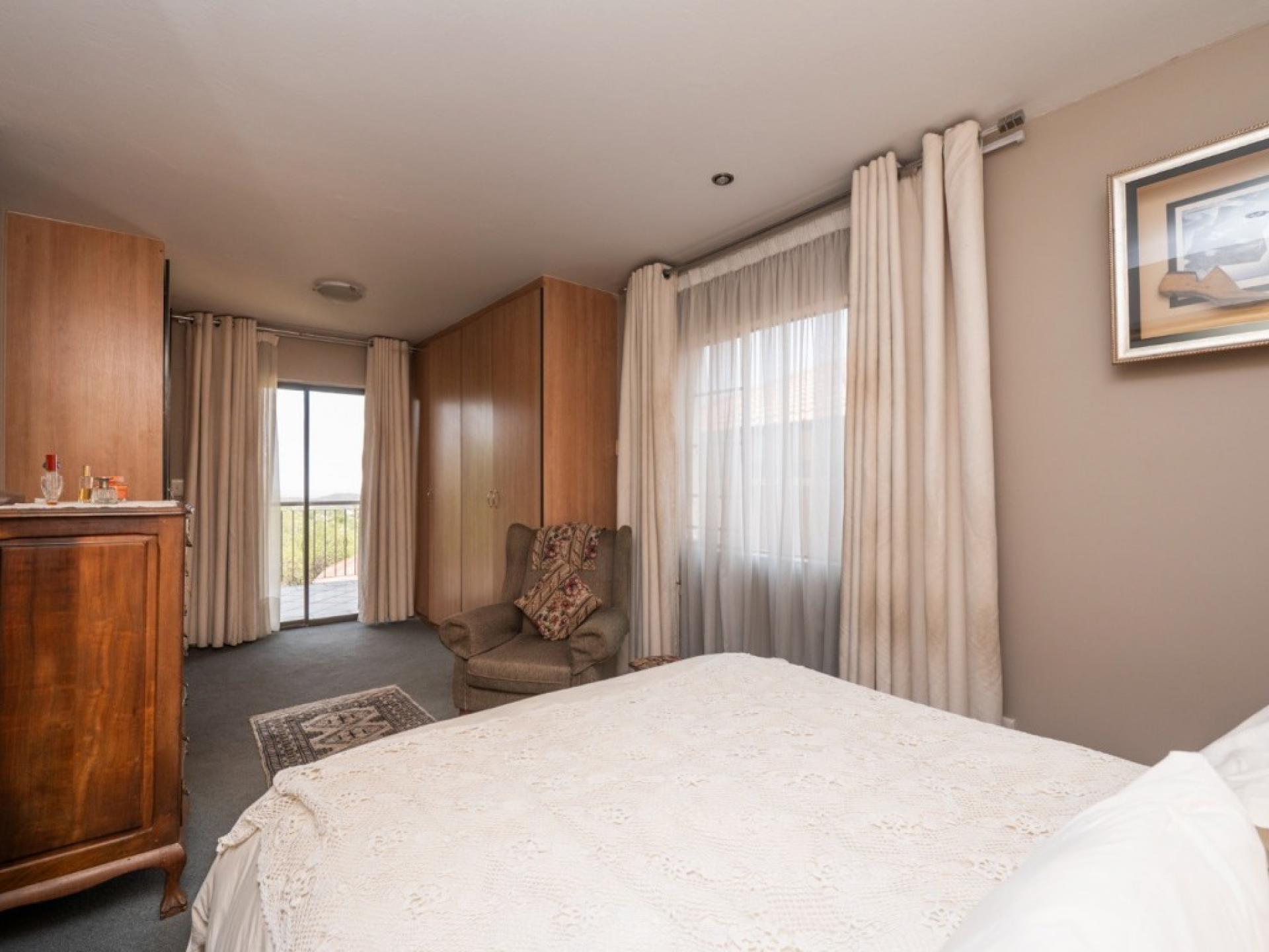  of property in Bassonia Rock