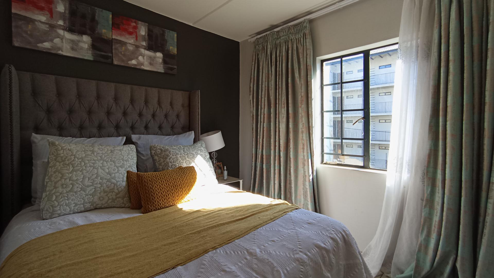 Bed Room 1 - 9 square meters of property in Fleurhof