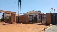 Front View of property in Protea Glen