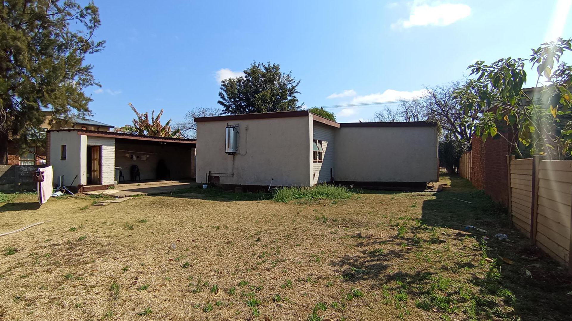 Backyard of property in Danville