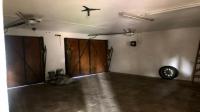 Garage of property in Farrarmere