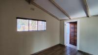 Lounges - 30 square meters of property in Farrarmere