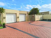 2 Bedroom 2 Bathroom House for Sale for sale in Gordons Bay