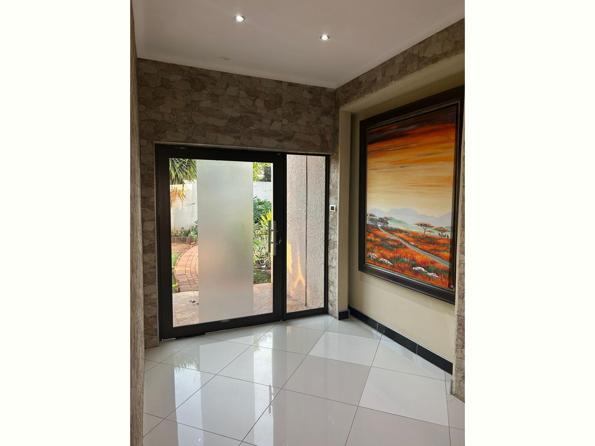  of property in Eldoraigne