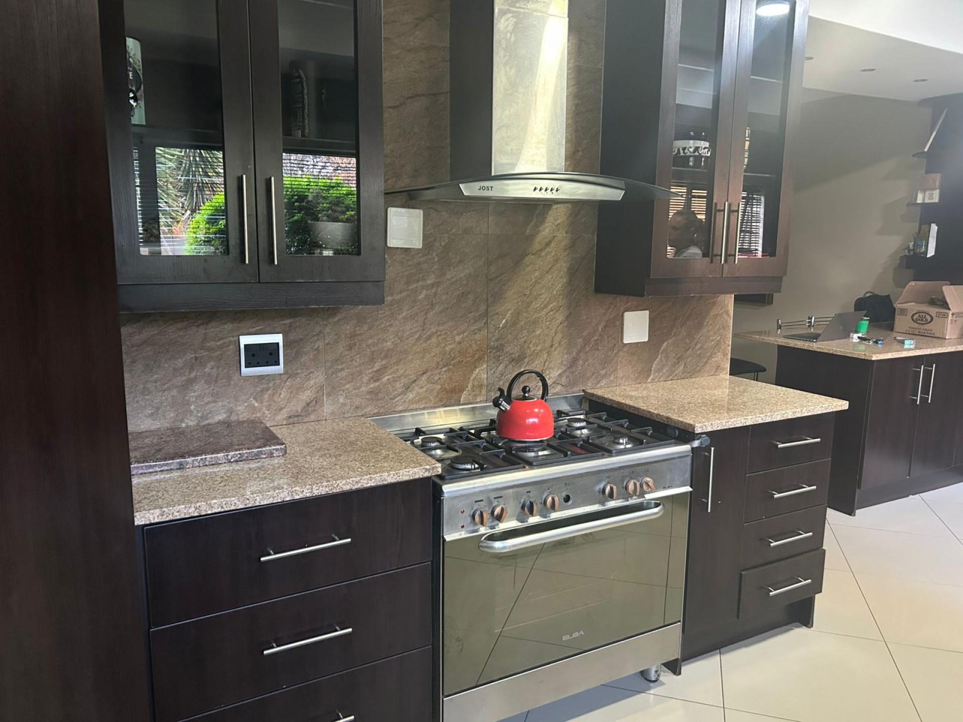  of property in Eldoraigne