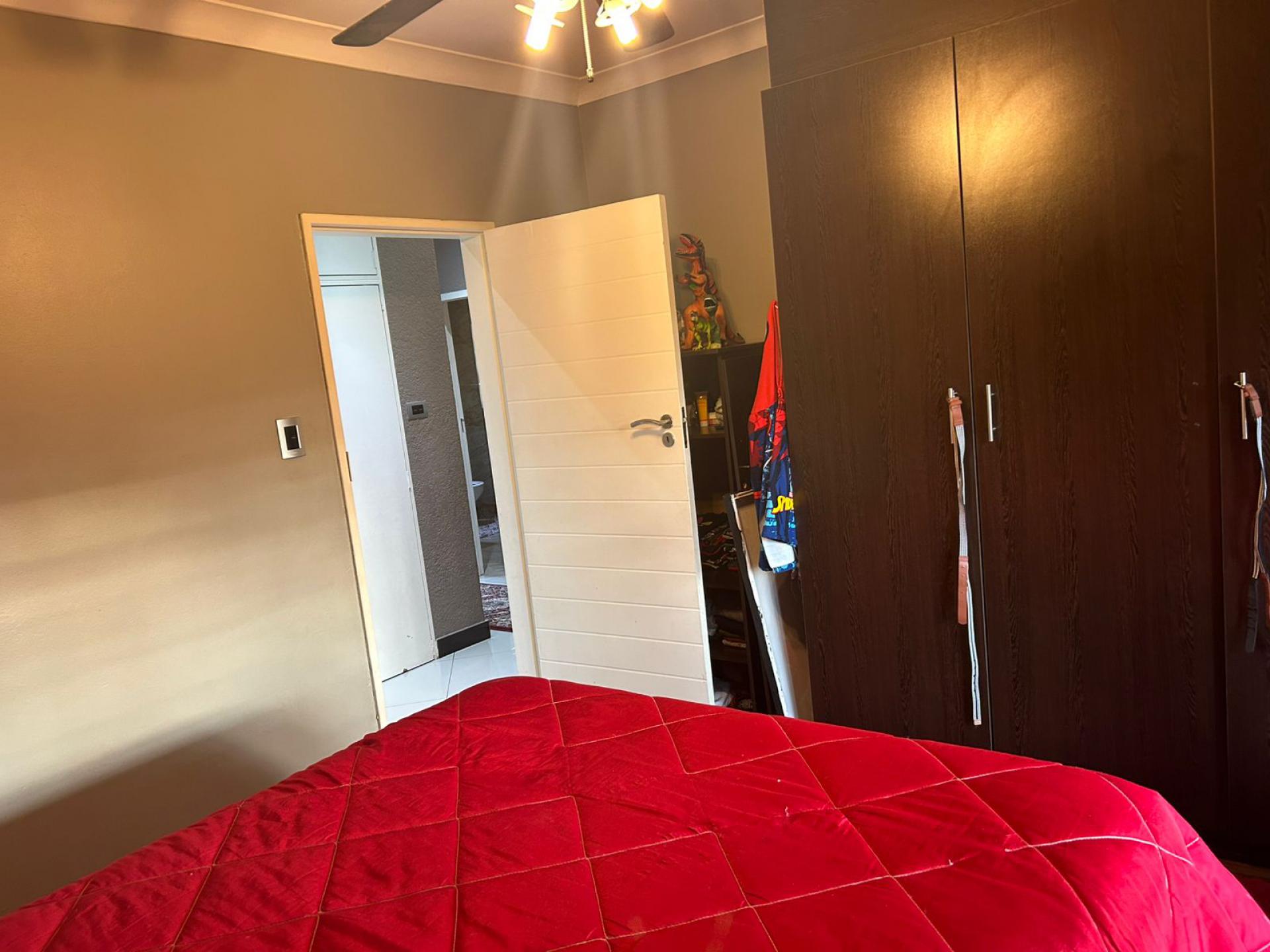  of property in Eldoraigne