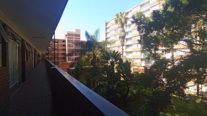 2 Bedroom Sectional Title for Sale For Sale in Pretoria Central - Private Sale - MR686900