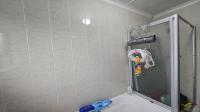 Bathroom 1 of property in Northdene 