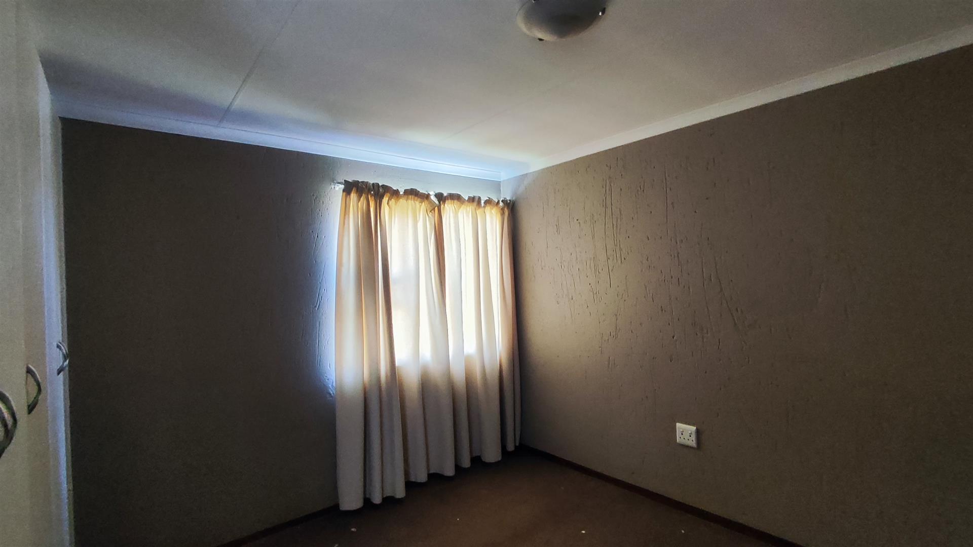 Bed Room 2 - 13 square meters of property in Three Rivers