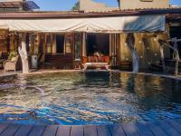  of property in Gillitts 