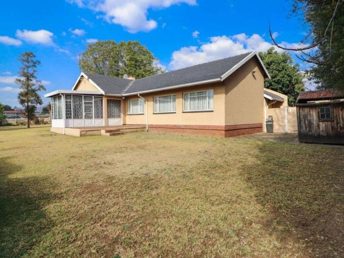 3 Bedroom House for Sale For Sale in Croydon - MR686947