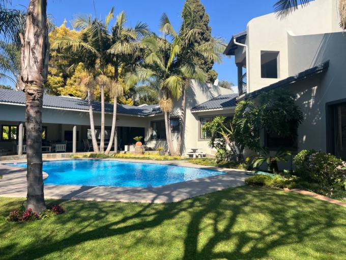 4 Bedroom House for Sale For Sale in Bedfordview - MR686953