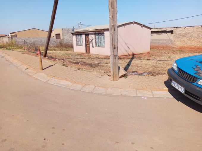 2 Bedroom House for Sale For Sale in Orange farm - MR686977
