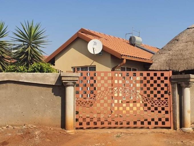 3 Bedroom House for Sale For Sale in Boitekong - MR686992