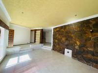  of property in Evans Park