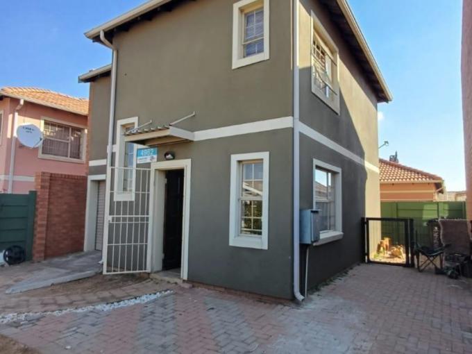 3 Bedroom House for Sale For Sale in Albertsdal - MR687017