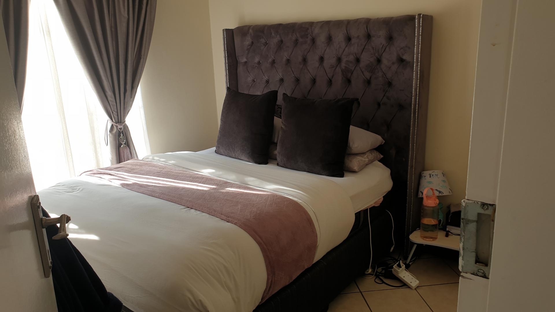  of property in Monavoni