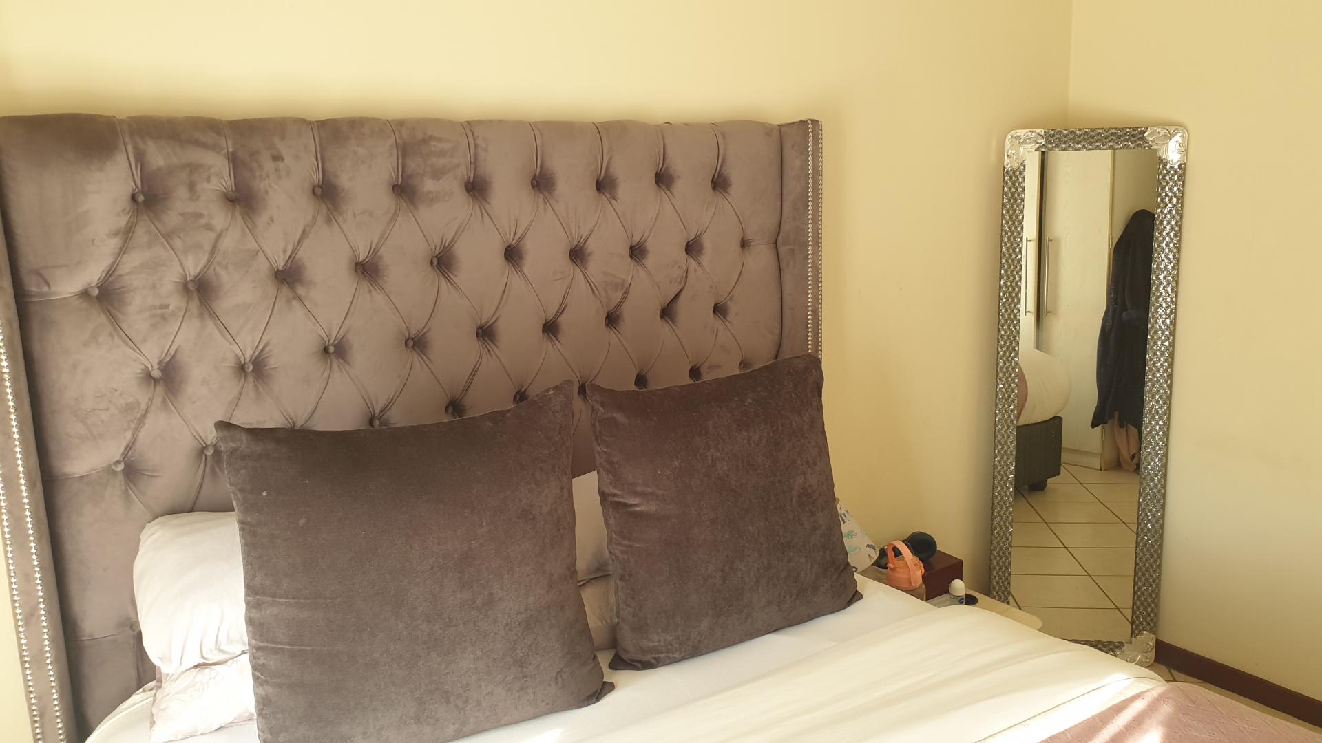  of property in Monavoni