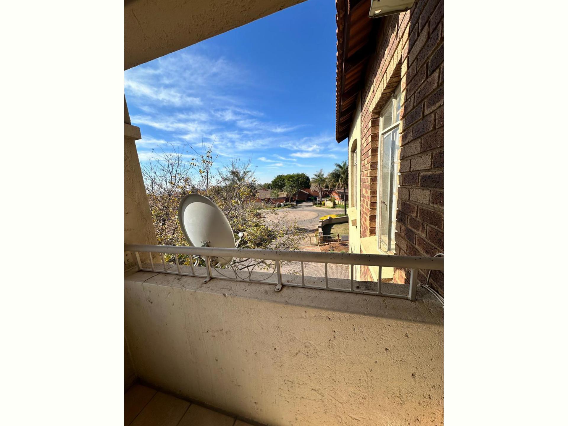  of property in Monavoni