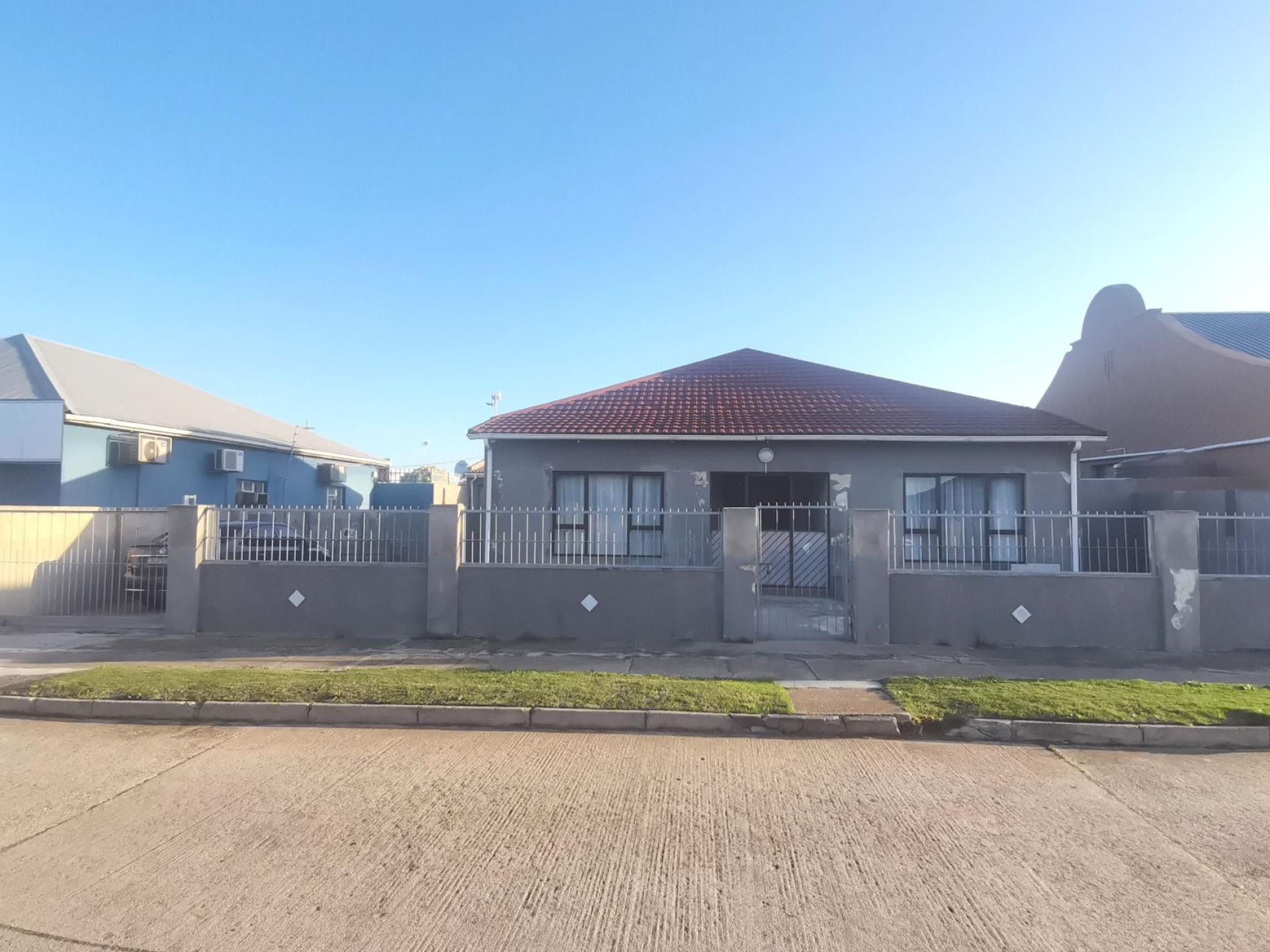  of property in Sydenham - PE