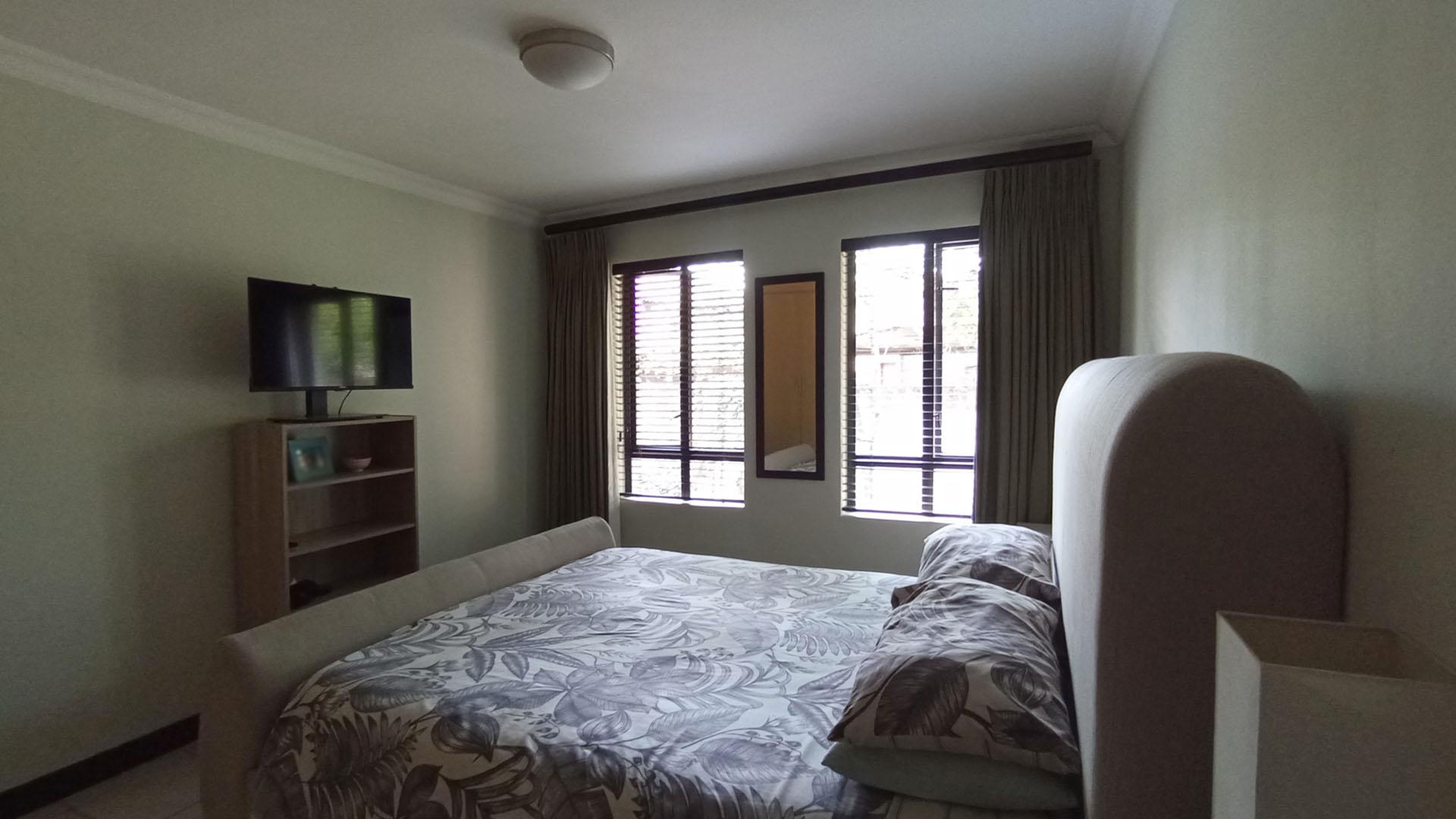 Bed Room 3 - 15 square meters of property in Menlo Park