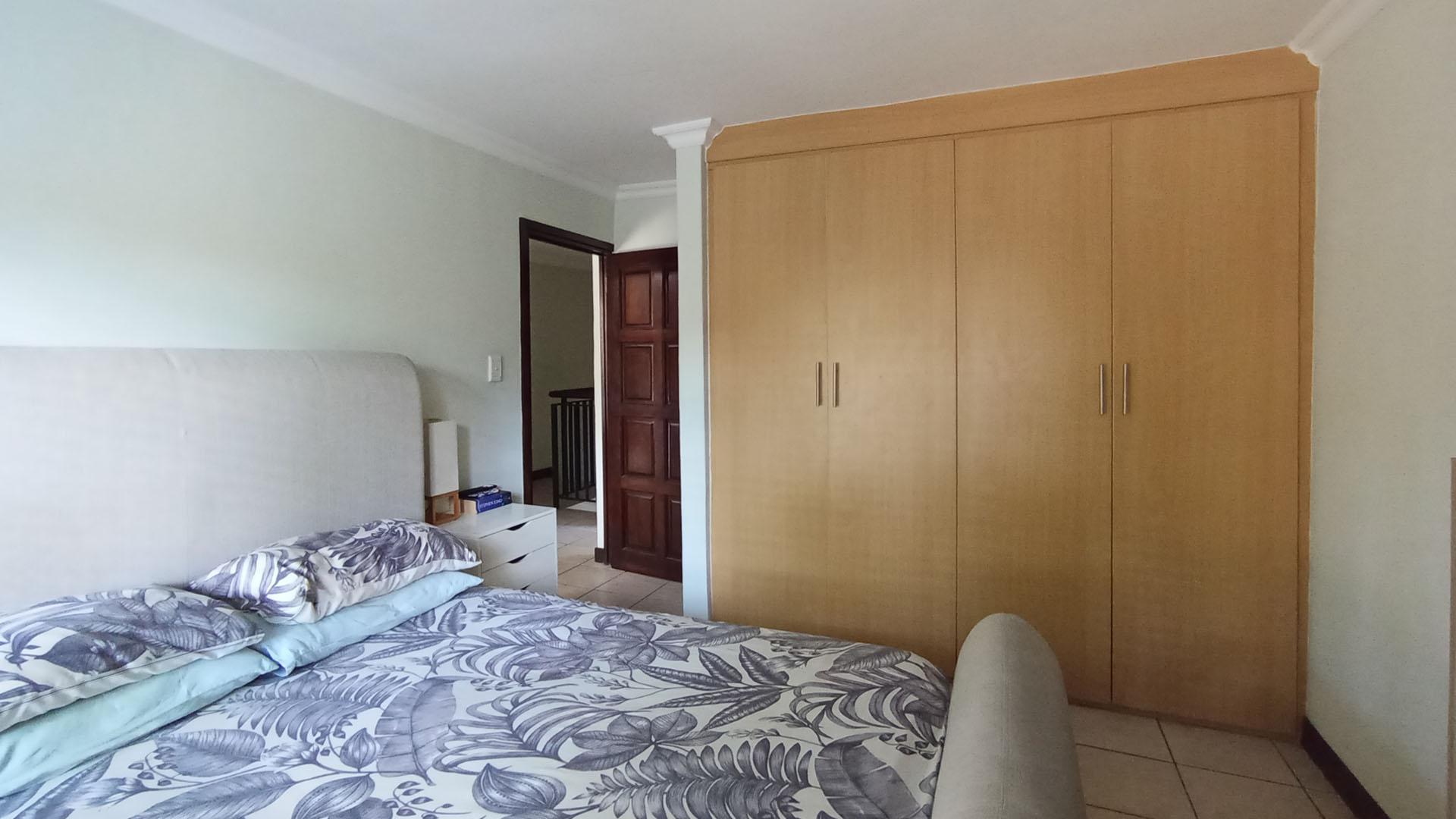 Bed Room 3 - 15 square meters of property in Menlo Park