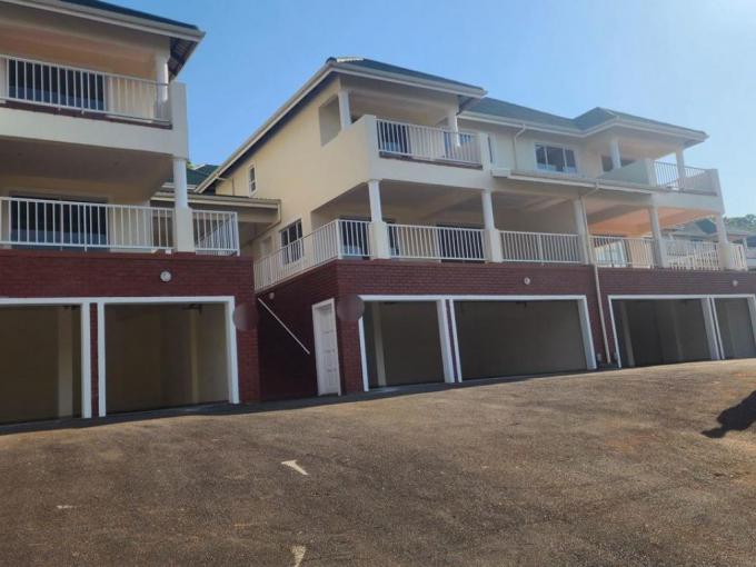 3 Bedroom Duplex for Sale For Sale in Mount Edgecombe  - MR687096