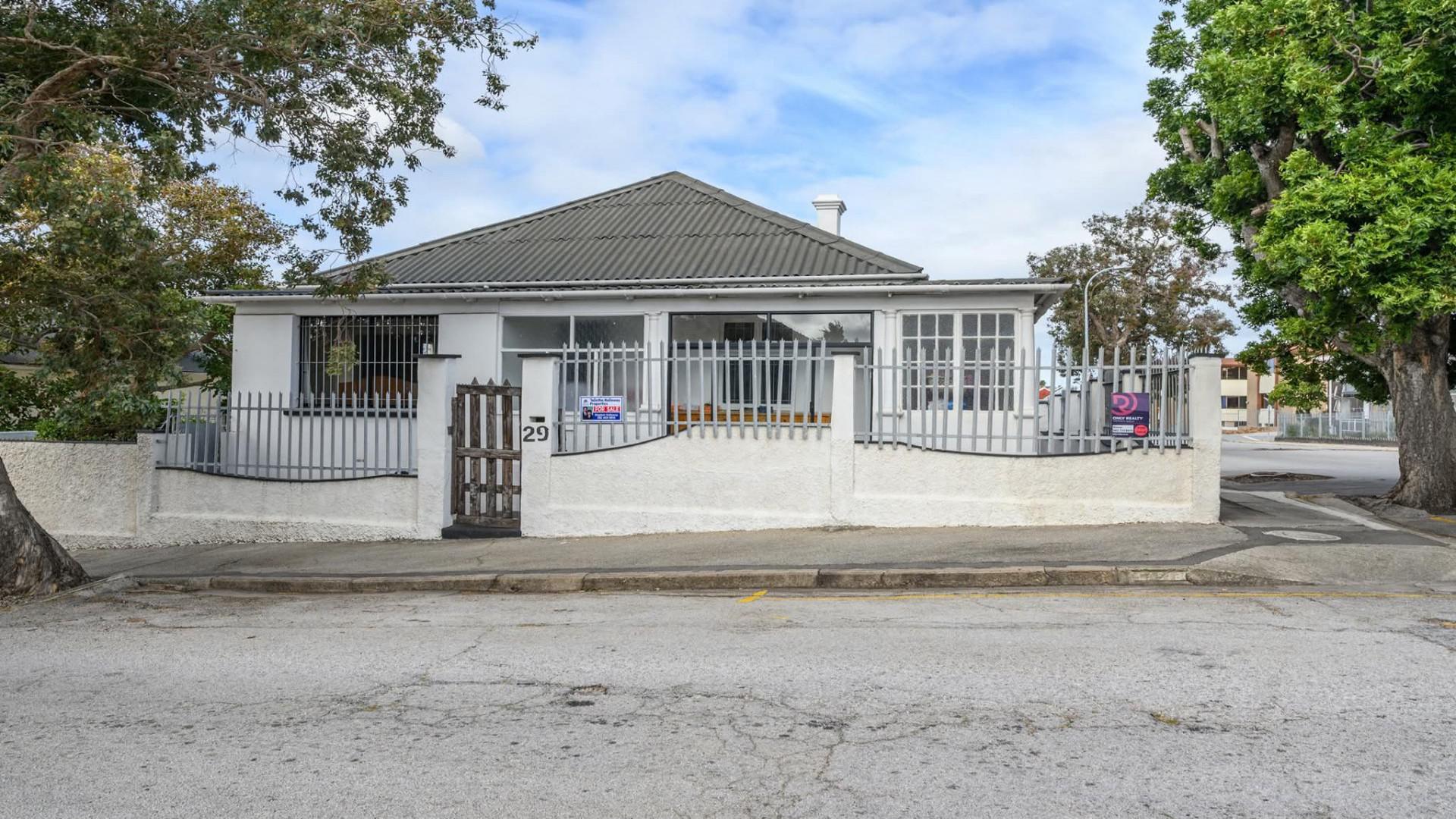 Front View of property in Port Elizabeth Central