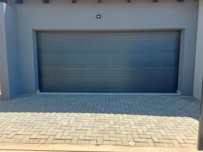 3 Bedroom House to Rent in Mineralia - Property to rent - MR687153