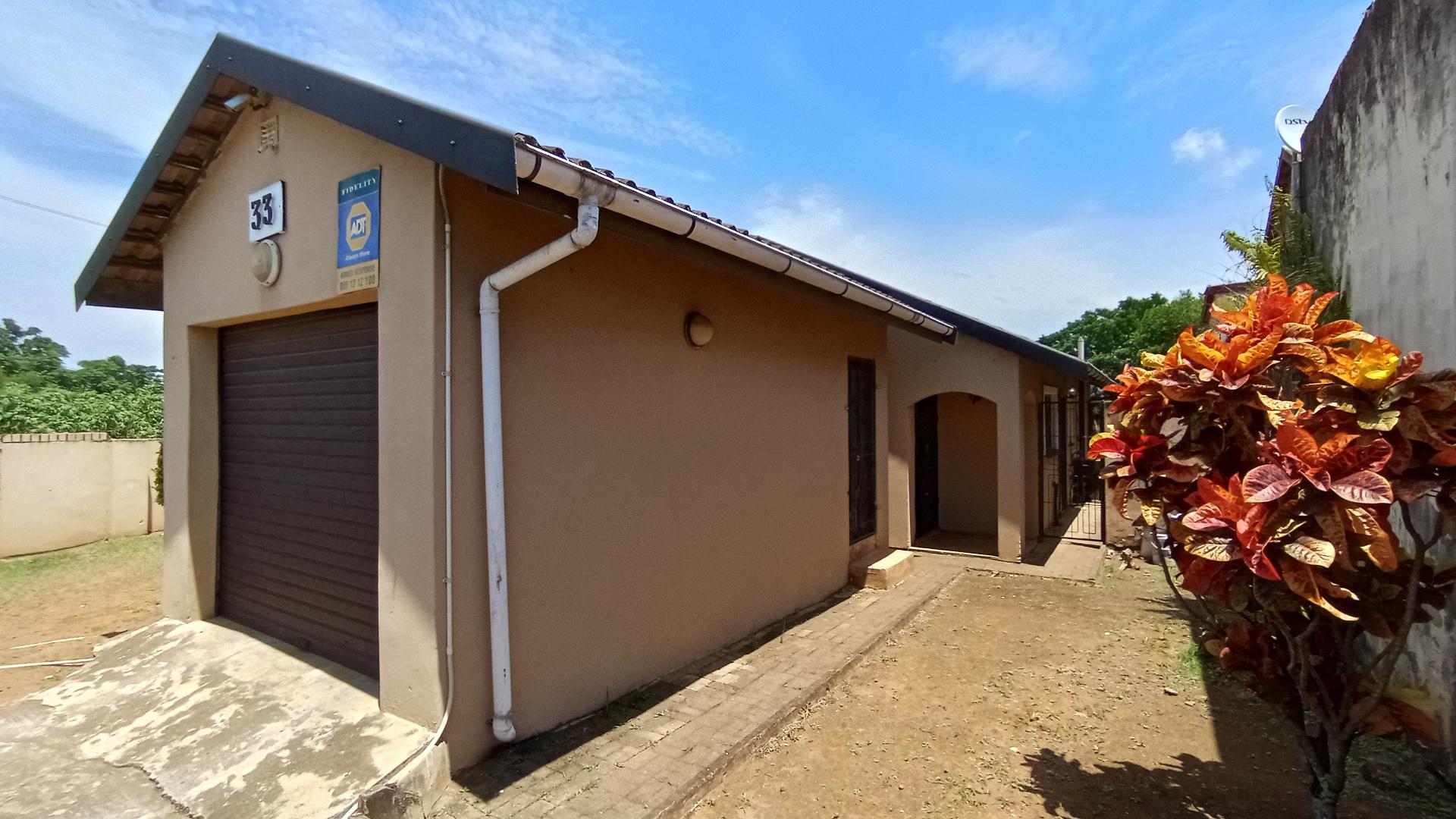 Front View of property in Castlehill