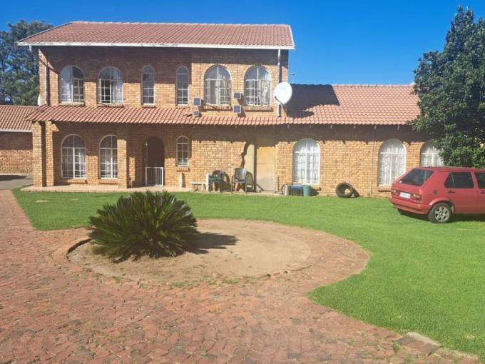 5 Bedroom House for Sale For Sale in Dalpark - MR687191
