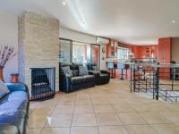  of property in Glenvista