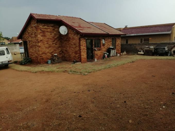 3 Bedroom House for Sale For Sale in Spruitview - MR687227