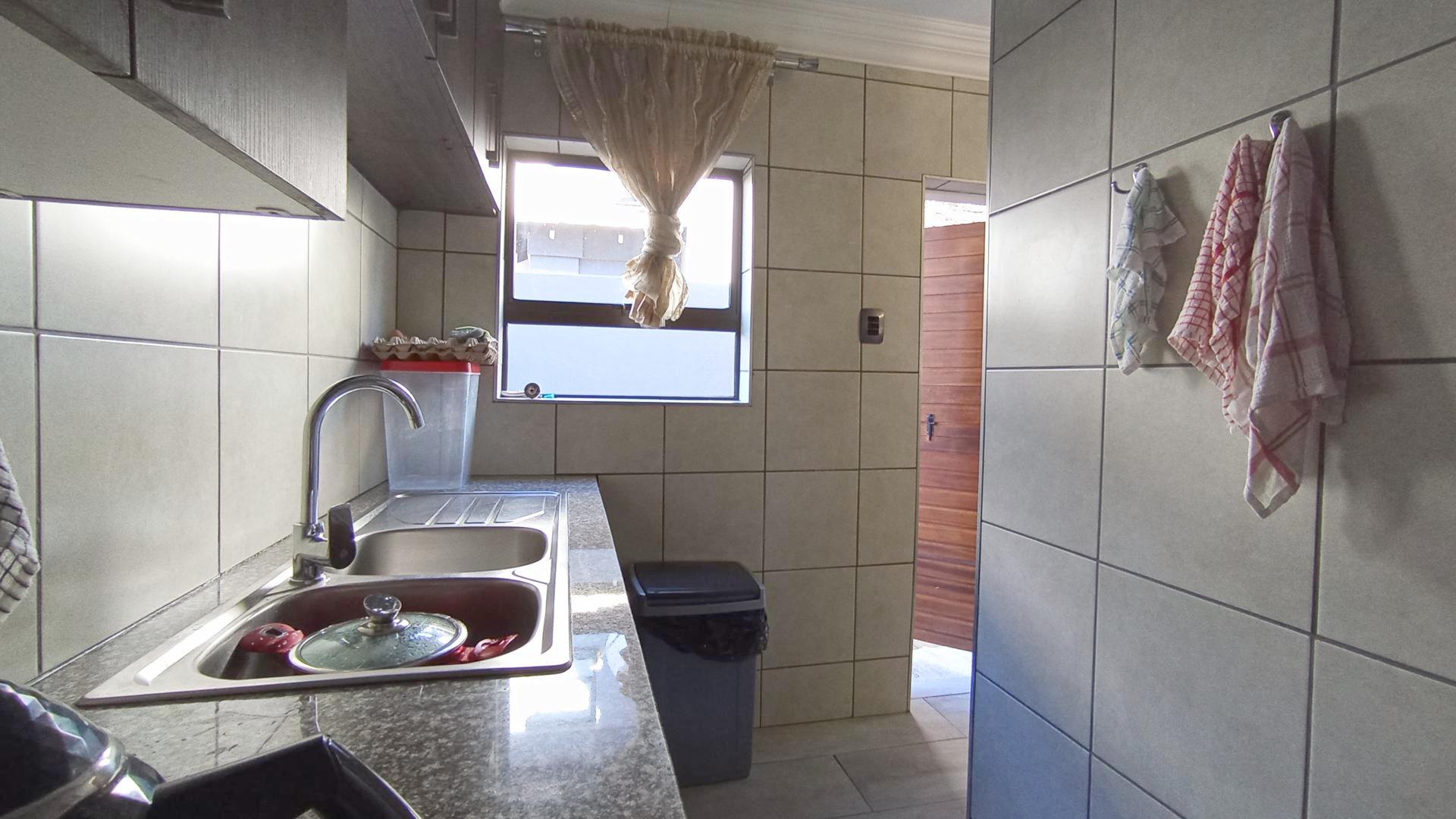 Scullery - 6 square meters of property in Annlin