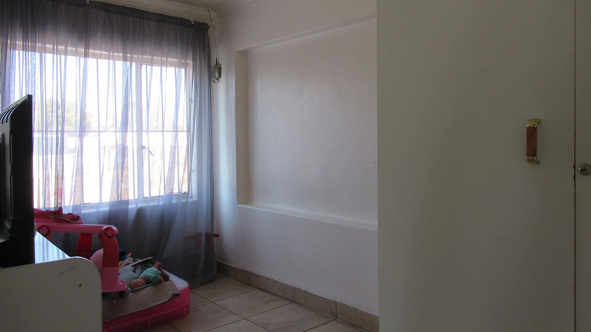 Bed Room 2 of property in Florida