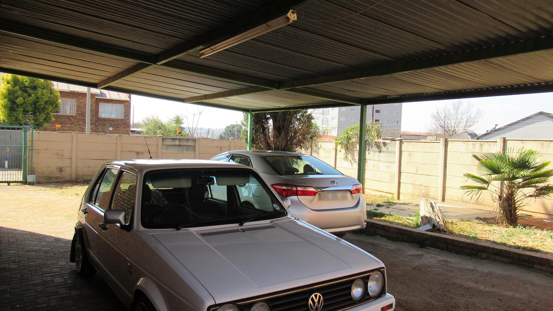 Spaces - 12 square meters of property in Florida