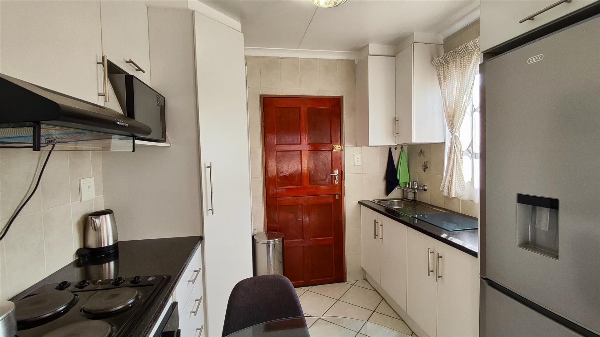 Kitchen - 6 square meters of property in Vereeniging