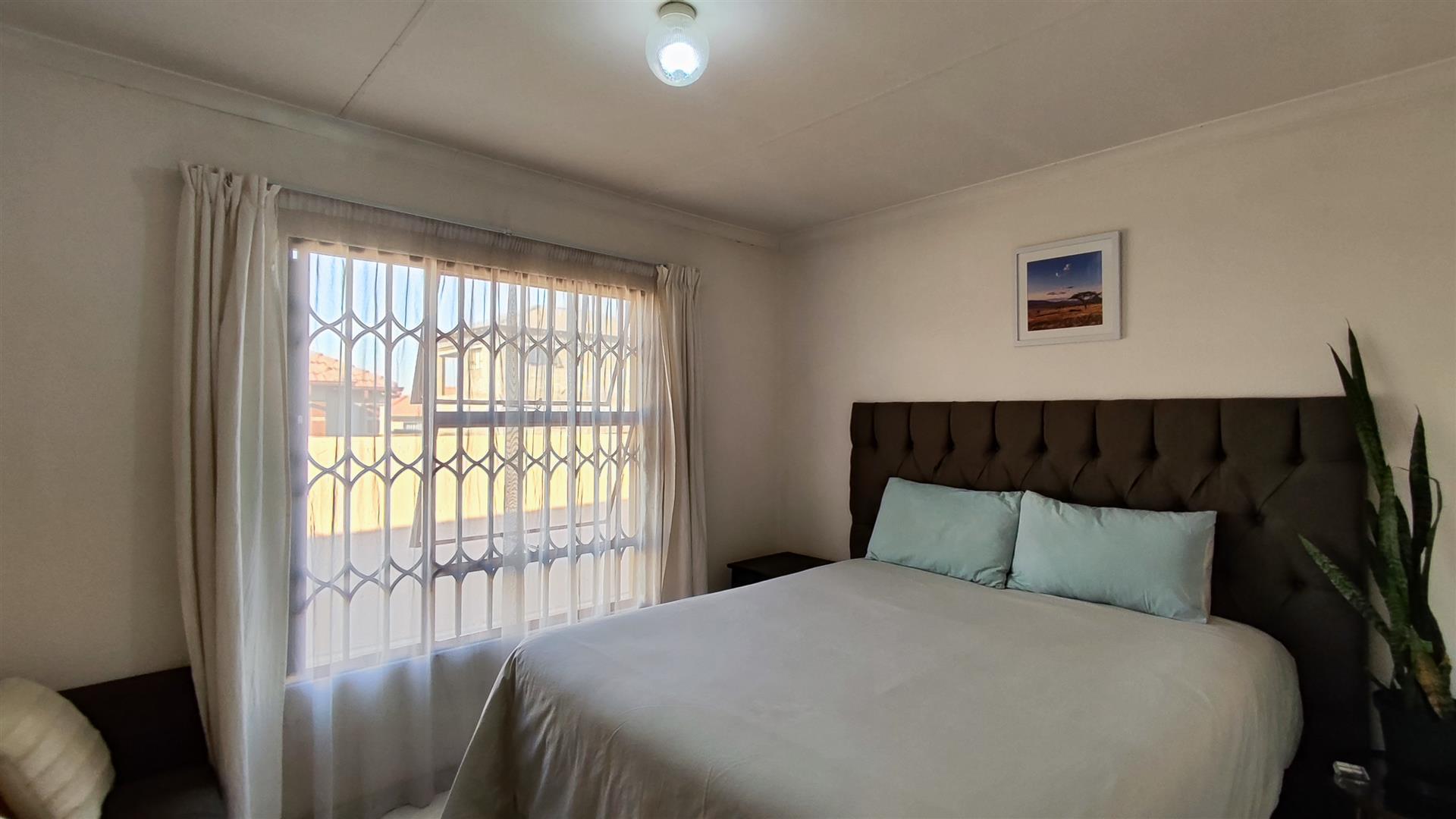 Bed Room 2 - 12 square meters of property in Vereeniging